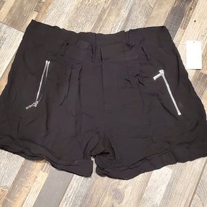 Michael Kors Black Dressy Shorts NWOT Size 10